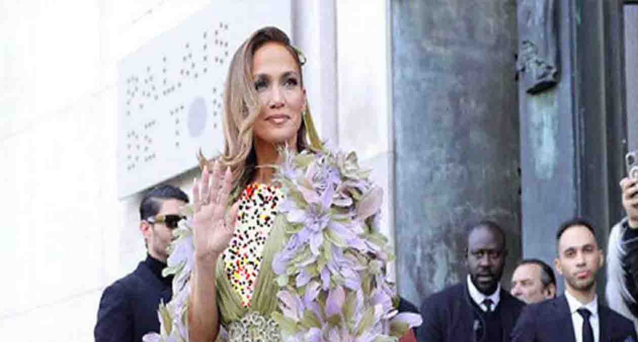 جنیفر در فشن شوی «الی صعب»