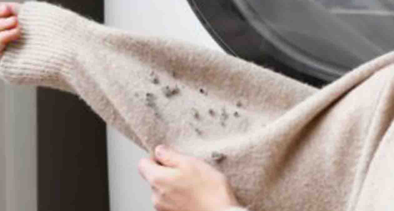 پرزهای روی لباس