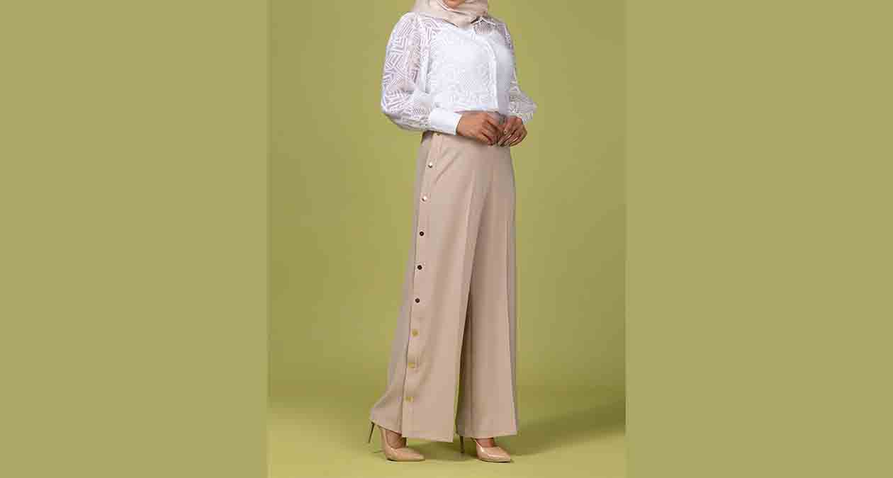 شلوارهای دارای جزئیات تزئینی